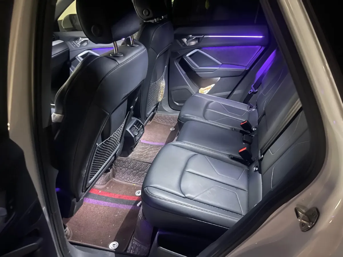 2024 Audi Q3 2.0T 186HP L4 7DCT,autocango,china used car exporter,china ev exporter,chinese used car exporter,chinese used ev exporter