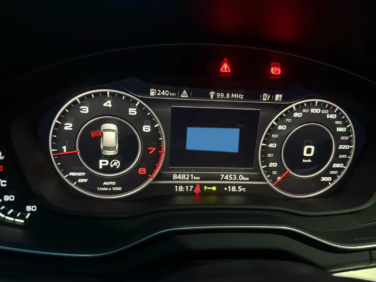 2020 Audi Q5L 2.0T 190HP L4 7DCT,autocango,china used car exporter,china ev exporter,chinese used car exporter,chinese used ev exporter