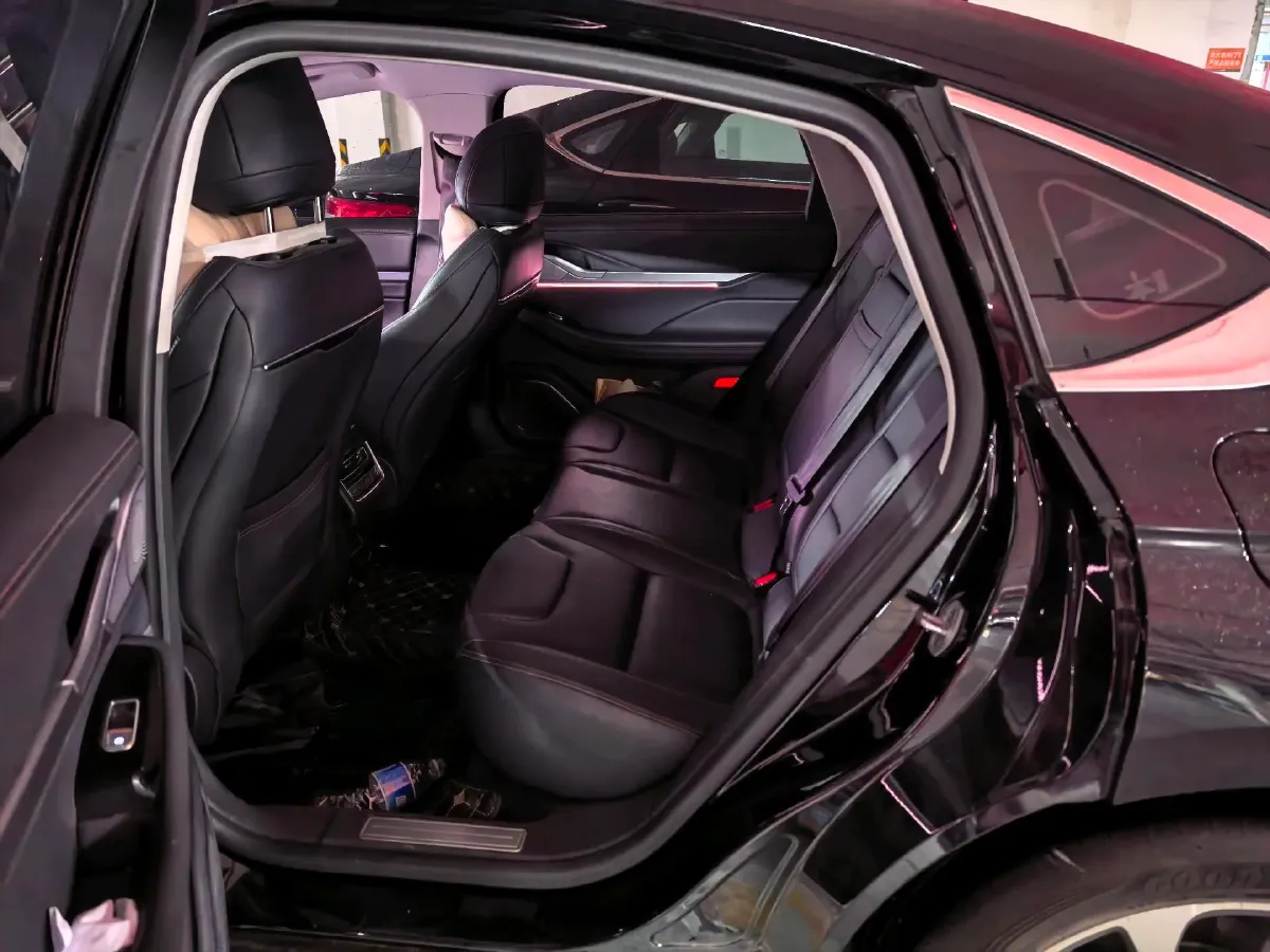 2024 Lincoln Z 2.0T 261HP L4 8AT,autocango,china used car exporter,china ev exporter,chinese used car exporter,chinese used ev exporter