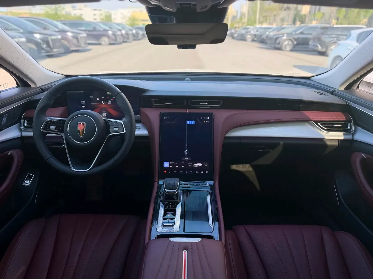 2025 HongQi H5 1.5T 169HP L4 1DHT Hybrid,autocango,china used car exporter,china ev exporter,chinese used car exporter,chinese used ev exporter