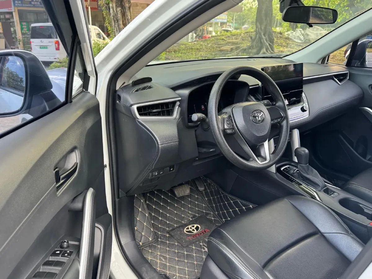 2023 Toyota Frontlander 2.0L 171HP L4 CVT,autocango,china used car exporter,china ev exporter,chinese used car exporter,chinese used ev exporter