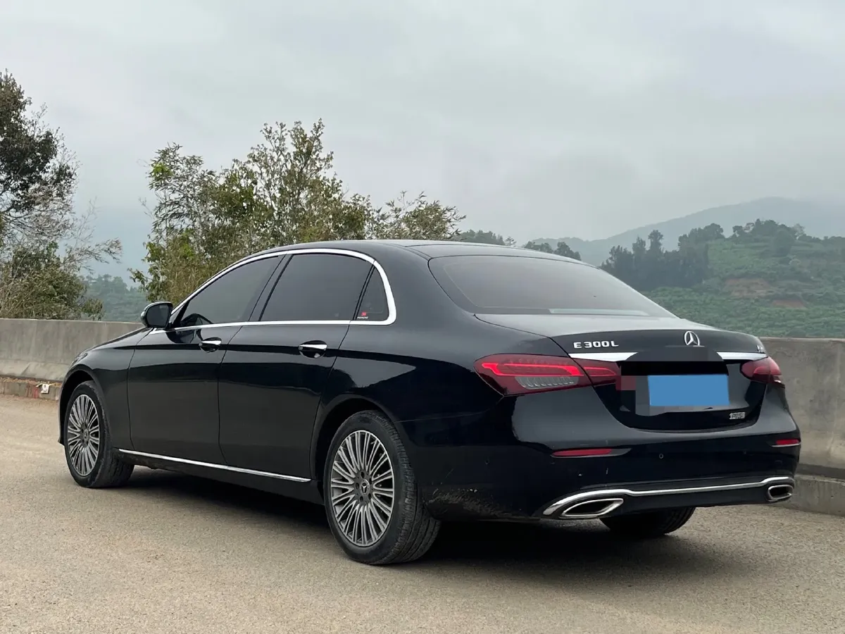 2023 Mercedes-Benz E Class 2.0T 258HP L4 9AT,autocango,china used car exporter,china ev exporter,chinese used car exporter,chinese used ev exporter