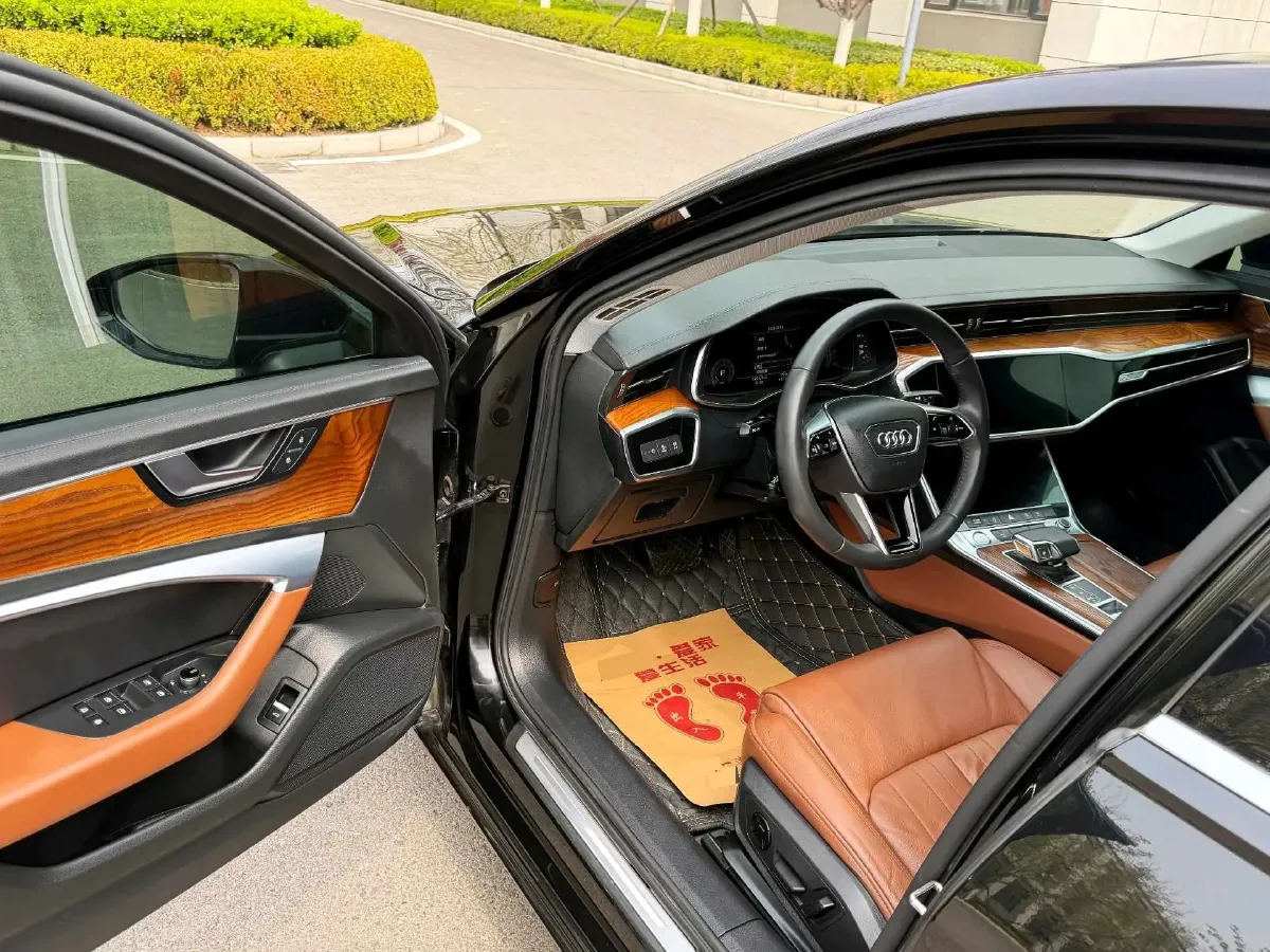 2019 Mercedes-Benz E Class 1.5T 184HP L4 9AT,autocango,china used car exporter,china ev exporter,chinese used car exporter,chinese used ev exporter