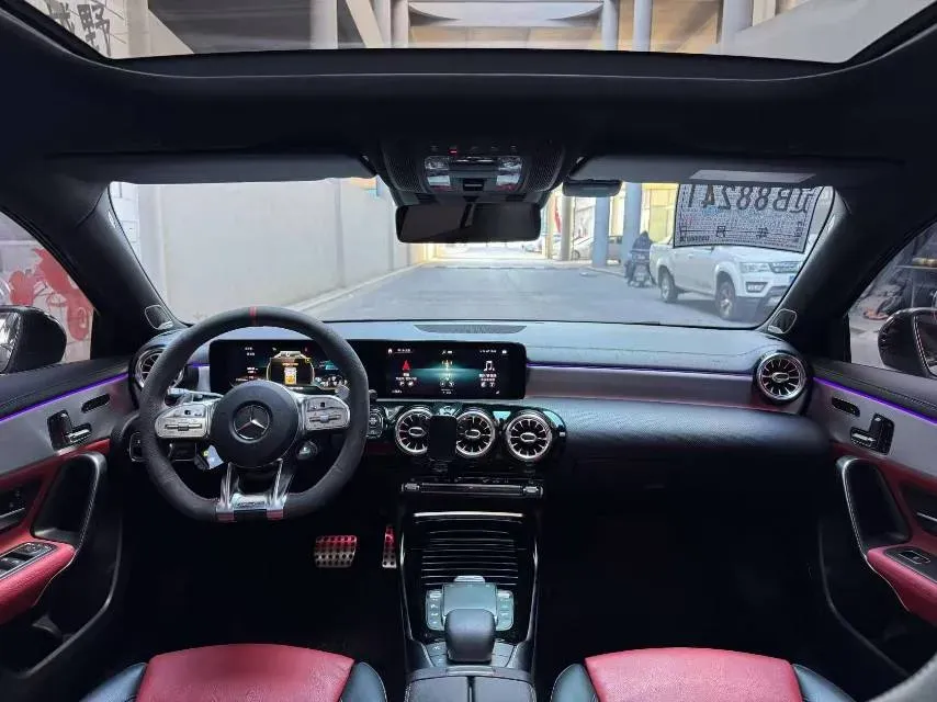 2020 Mercedes-Benz A AMG 2.0T 306HP L4 7DCT,autocango,china used car exporter,china ev exporter,chinese used car exporter,chinese used ev exporter