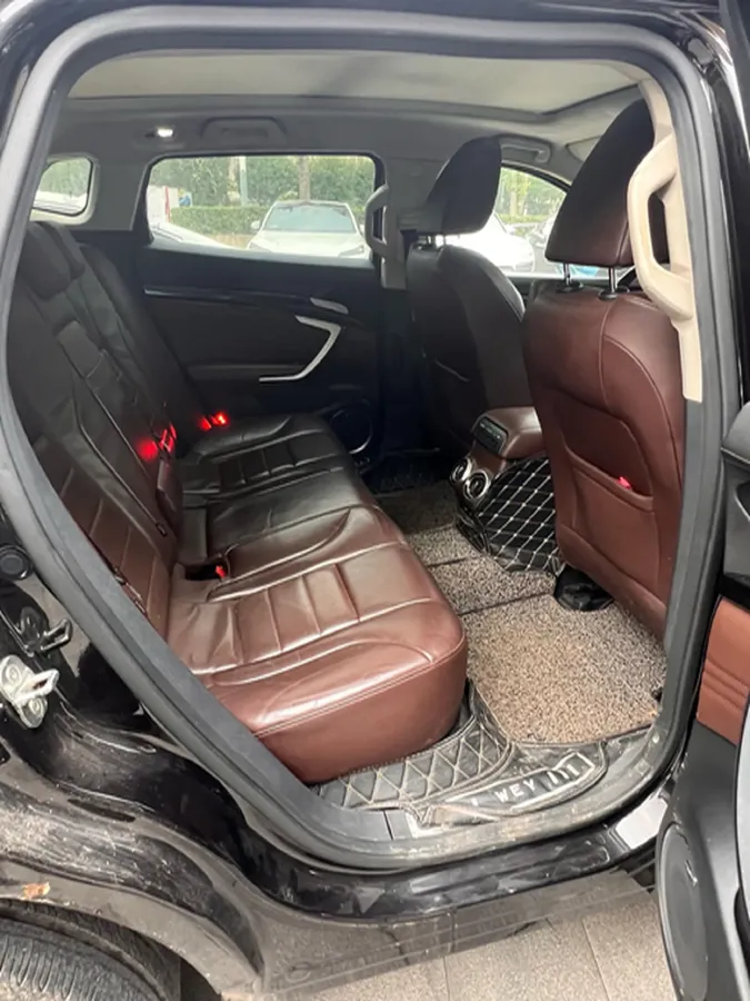 2017 WEY VV7 2.0T 234HP L4 7DCT,autocango,china used car exporter,china ev exporter,chinese used car exporter,chinese used ev exporter