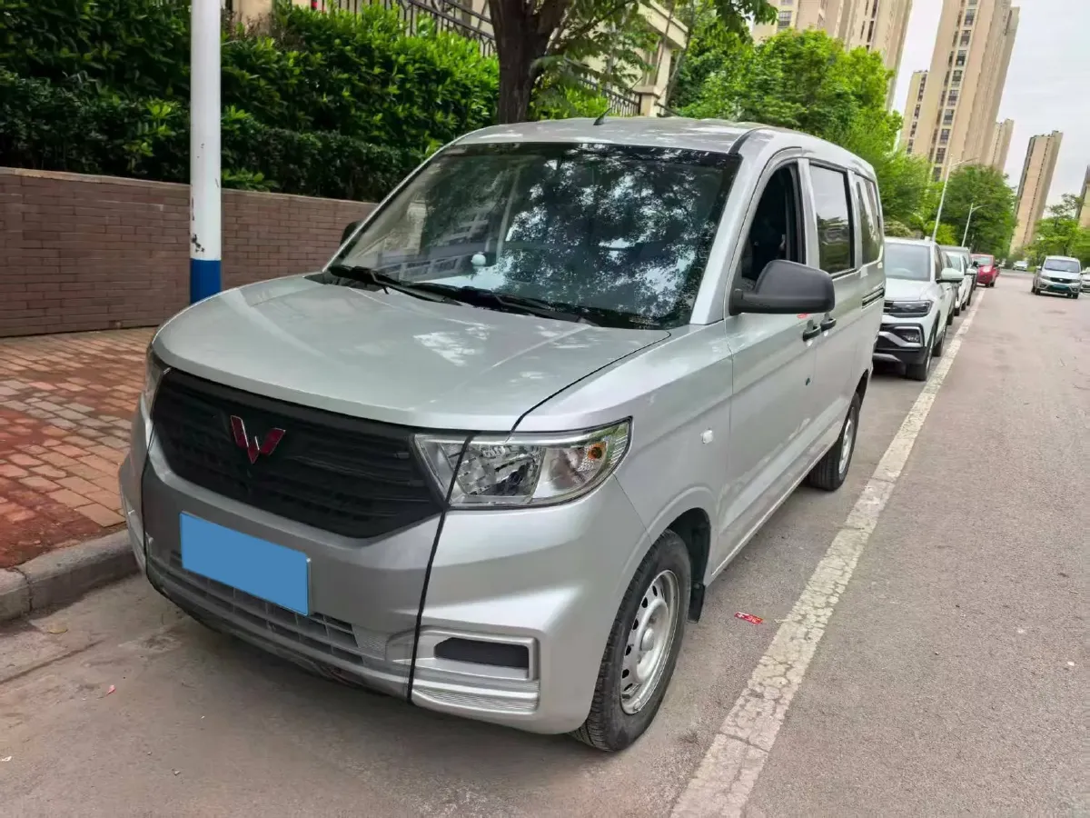 2022 JinBei Little Sea Lion X30 1.5L 102HP L4 5MT,autocango,china used car exporter,china ev exporter,chinese used car exporter,chinese used ev exporter