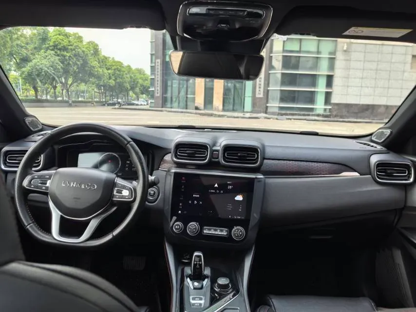 2019 LYNK&CO 01 2.0T 190HP L4 6AT,autocango,china used car exporter,china ev exporter,chinese used car exporter,chinese used ev exporter