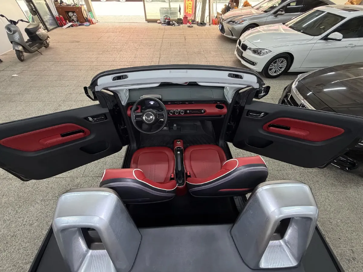 2022 WuLing HongGuang MINI EV BEV 26.5KWH,autocango,china used car exporter,china ev exporter,chinese used car exporter,chinese used ev exporter