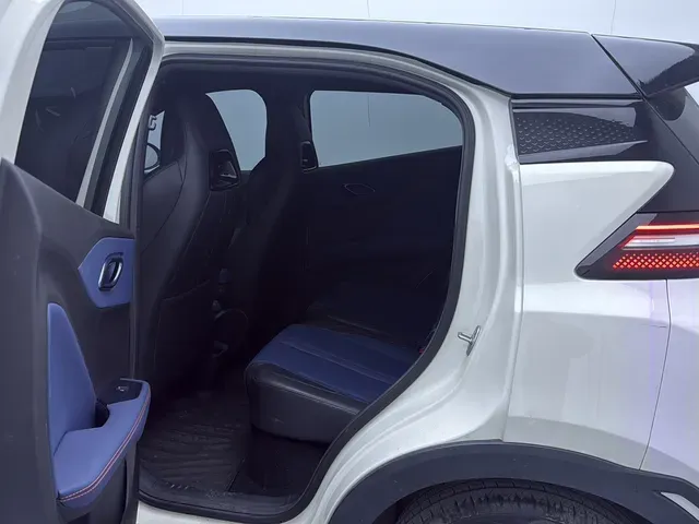 2023 BYD Seagull BEV 30.08KWH,autocango,china used car exporter,china ev exporter,chinese used car exporter,chinese used ev exporter