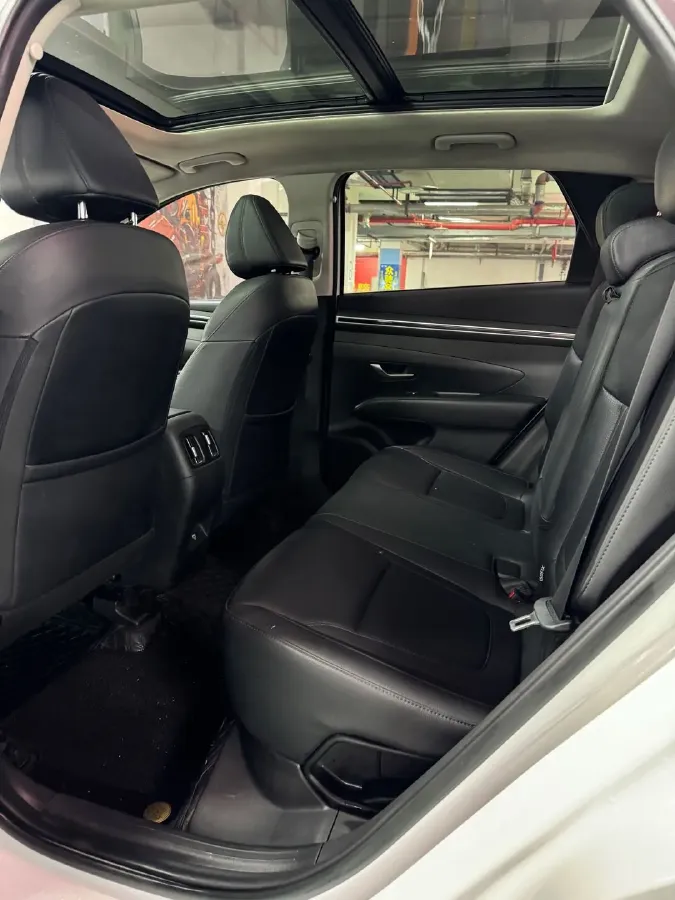 2023 Hyundai Tucson 1.5T 200HP L4 8AT,autocango,china used car exporter,china ev exporter,chinese used car exporter,chinese used ev exporter