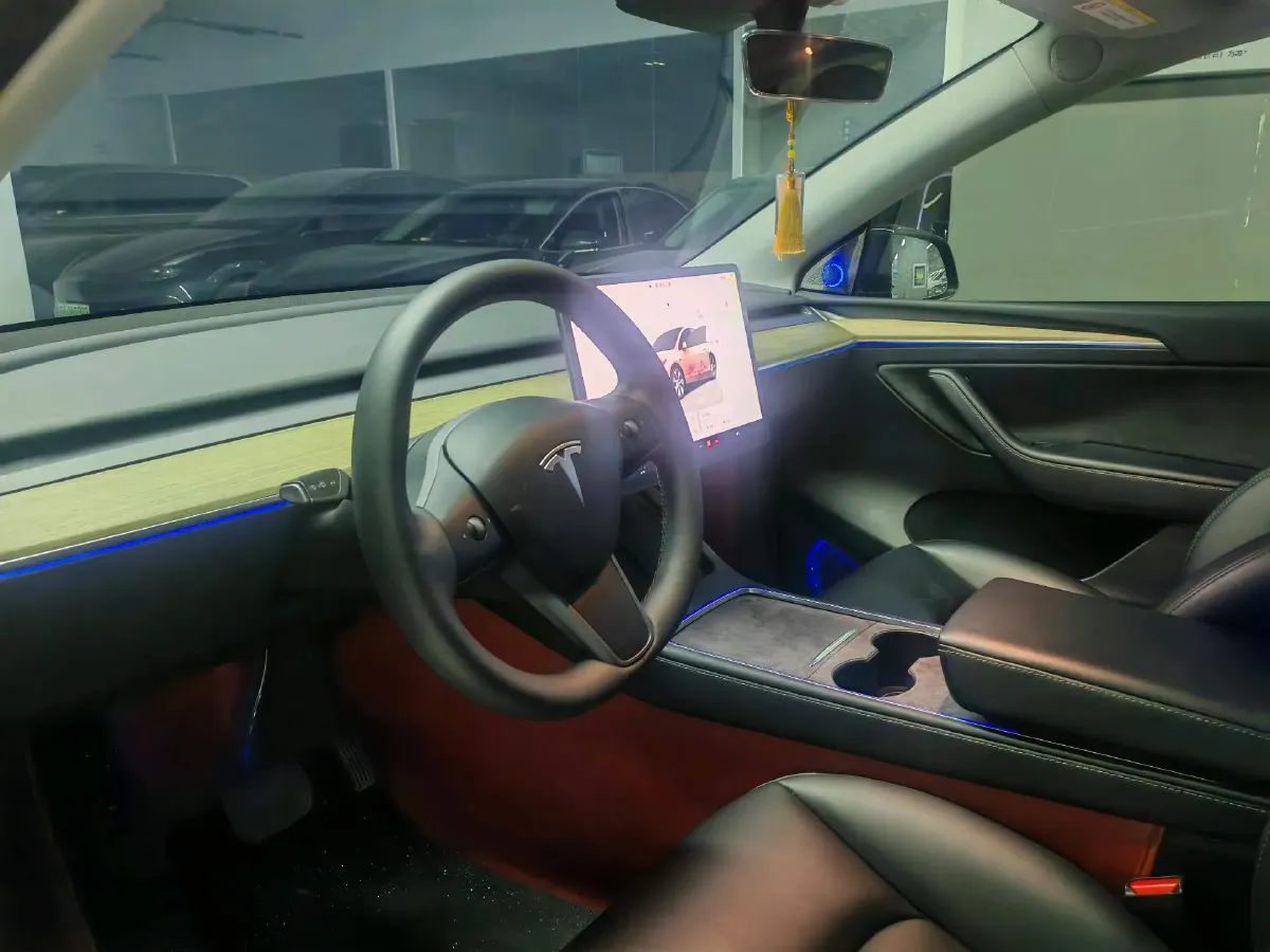 2022 Tesla Model Y BEV 60KWH,autocango,china used car exporter,china ev exporter,chinese used car exporter,chinese used ev exporter