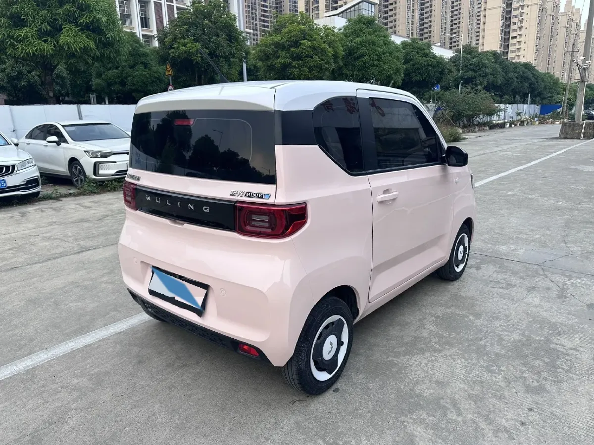 2021 WuLing HongGuang MINI EV BEV 13.8KWH,autocango,china used car exporter,china ev exporter,chinese used car exporter,chinese used ev exporter