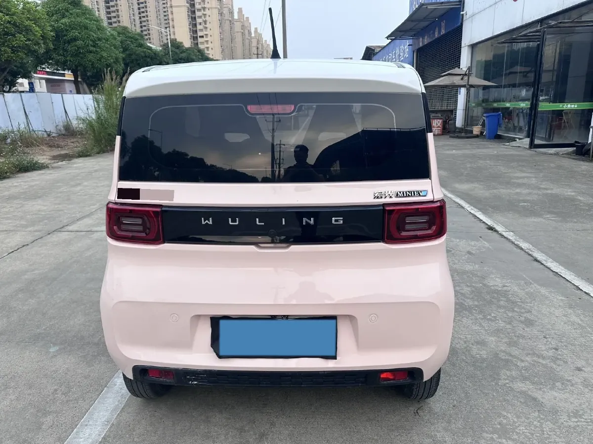 2021 WuLing HongGuang MINI EV BEV 13.8KWH,autocango,china used car exporter,china ev exporter,chinese used car exporter,chinese used ev exporter