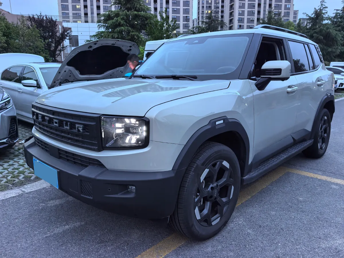 2025 Jetour Traveller 1.5T 184HP L4 7DCT,autocango,china used car exporter,china ev exporter,chinese used car exporter,chinese used ev exporter