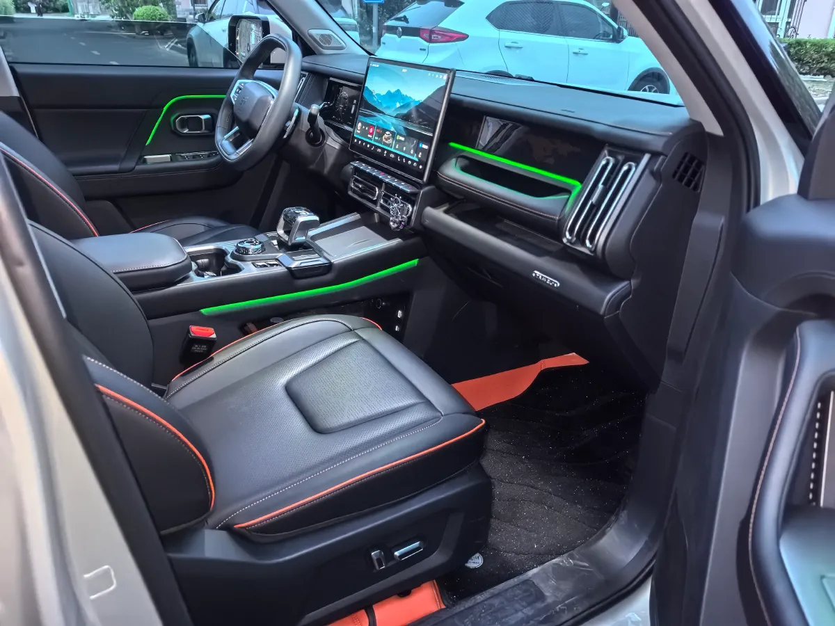 2025 Jetour Traveller 1.5T 184HP L4 7DCT,autocango,china used car exporter,china ev exporter,chinese used car exporter,chinese used ev exporter