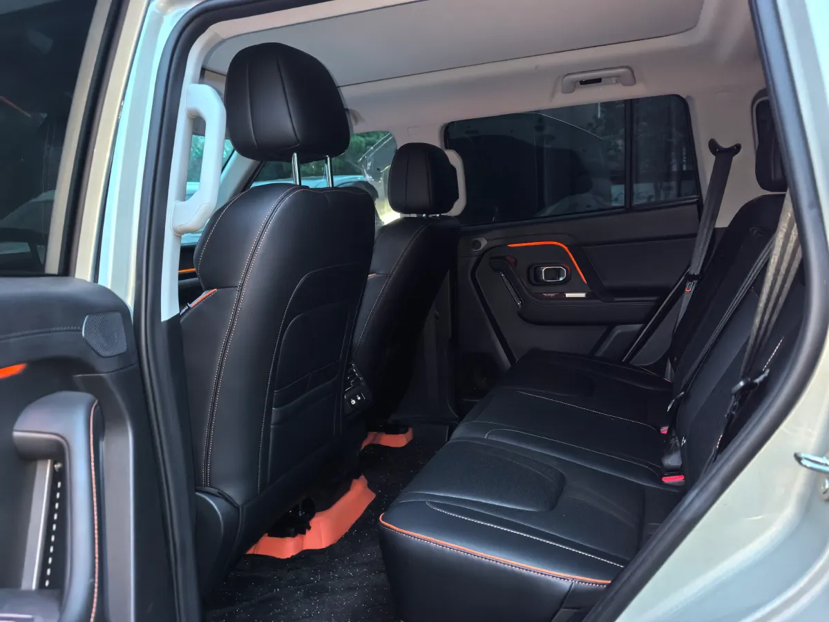 2025 Jetour Traveller 1.5T 184HP L4 7DCT,autocango,china used car exporter,china ev exporter,chinese used car exporter,chinese used ev exporter