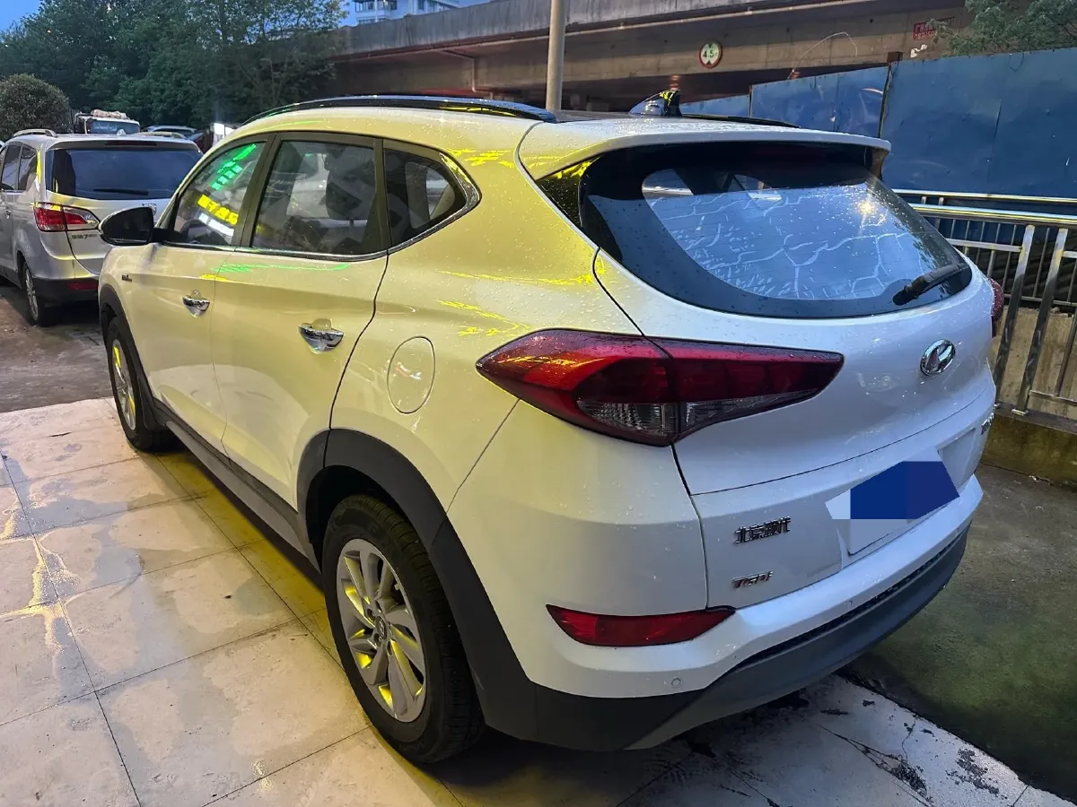 2018 Hyundai Tucson 1.6T 177HP L4 7DCT,autocango,china used car exporter,china ev exporter,chinese used car exporter,chinese used ev exporter