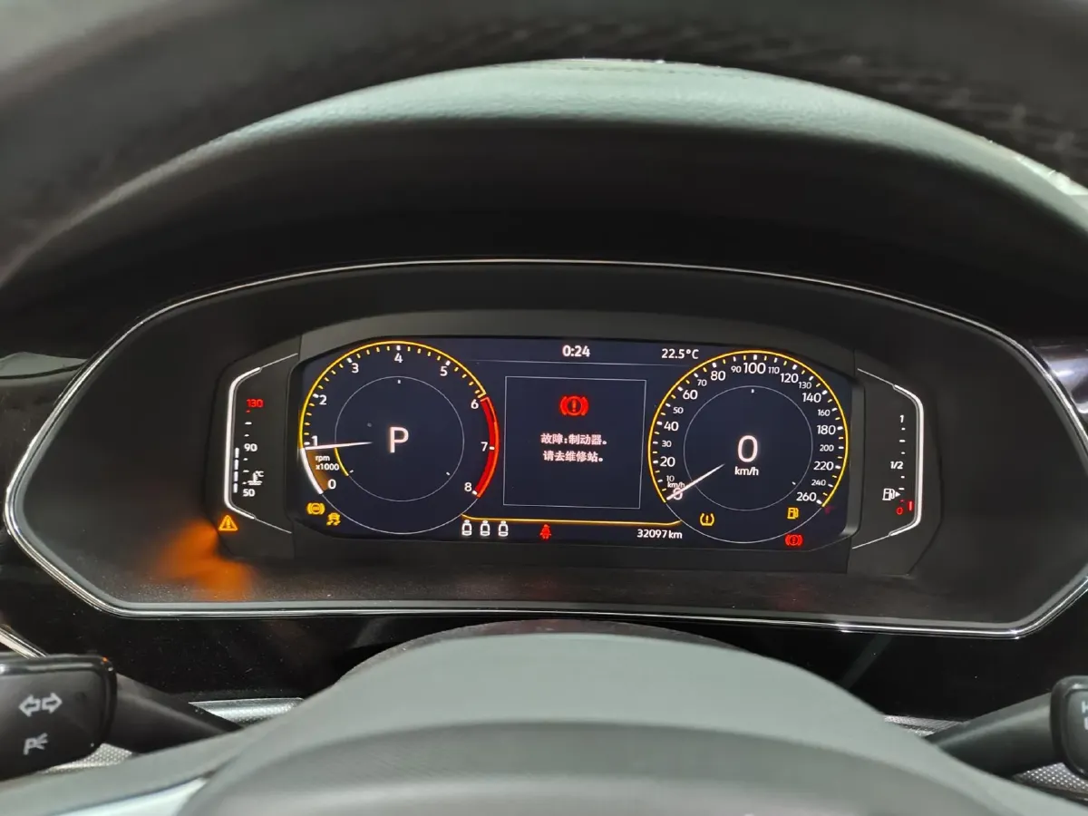 2024 Volkswagen Passat 2.0T 186HP L4 7DCT,autocango,china used car exporter,china ev exporter,chinese used car exporter,chinese used ev exporter