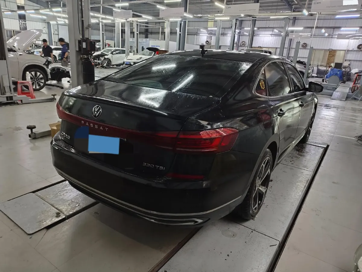 2024 Volkswagen Passat 2.0T 186HP L4 7DCT,autocango,china used car exporter,china ev exporter,chinese used car exporter,chinese used ev exporter