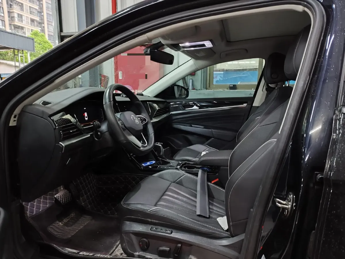 2024 Volkswagen Passat 2.0T 186HP L4 7DCT,autocango,china used car exporter,china ev exporter,chinese used car exporter,chinese used ev exporter