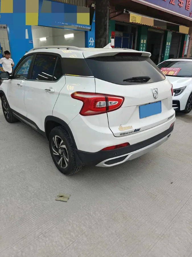 2017 BaoJun 510 1.5L 112HP L4 5AMT,autocango,china used car exporter,china ev exporter,chinese used car exporter,chinese used ev exporter
