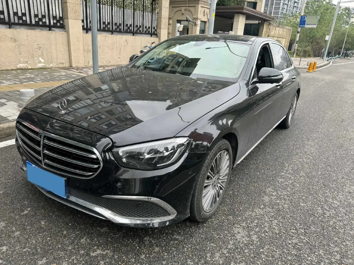 2022 Mercedes-Benz E Class 2.0T 258HP L4 9AT,autocango,china used car exporter,china ev exporter,chinese used car exporter,chinese used ev exporter