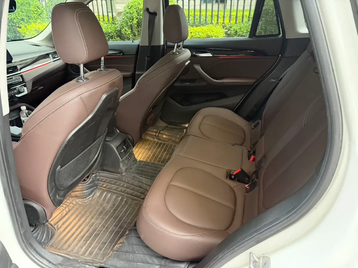 2020 BMW X1 2.0T 192HP L4 7DCT,autocango,china used car exporter,china ev exporter,chinese used car exporter,chinese used ev exporter