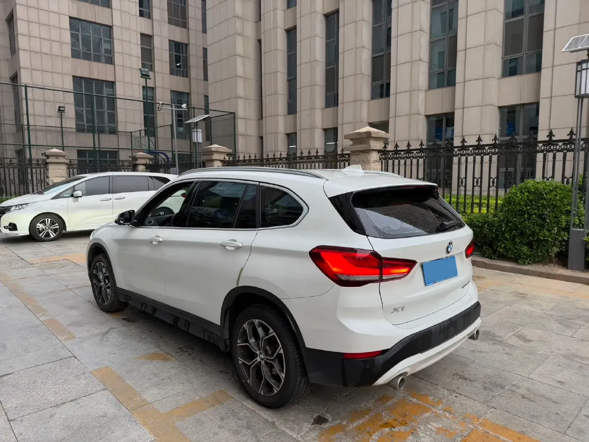 2020 BMW X1 2.0T 192HP L4 7DCT,autocango,china used car exporter,china ev exporter,chinese used car exporter,chinese used ev exporter
