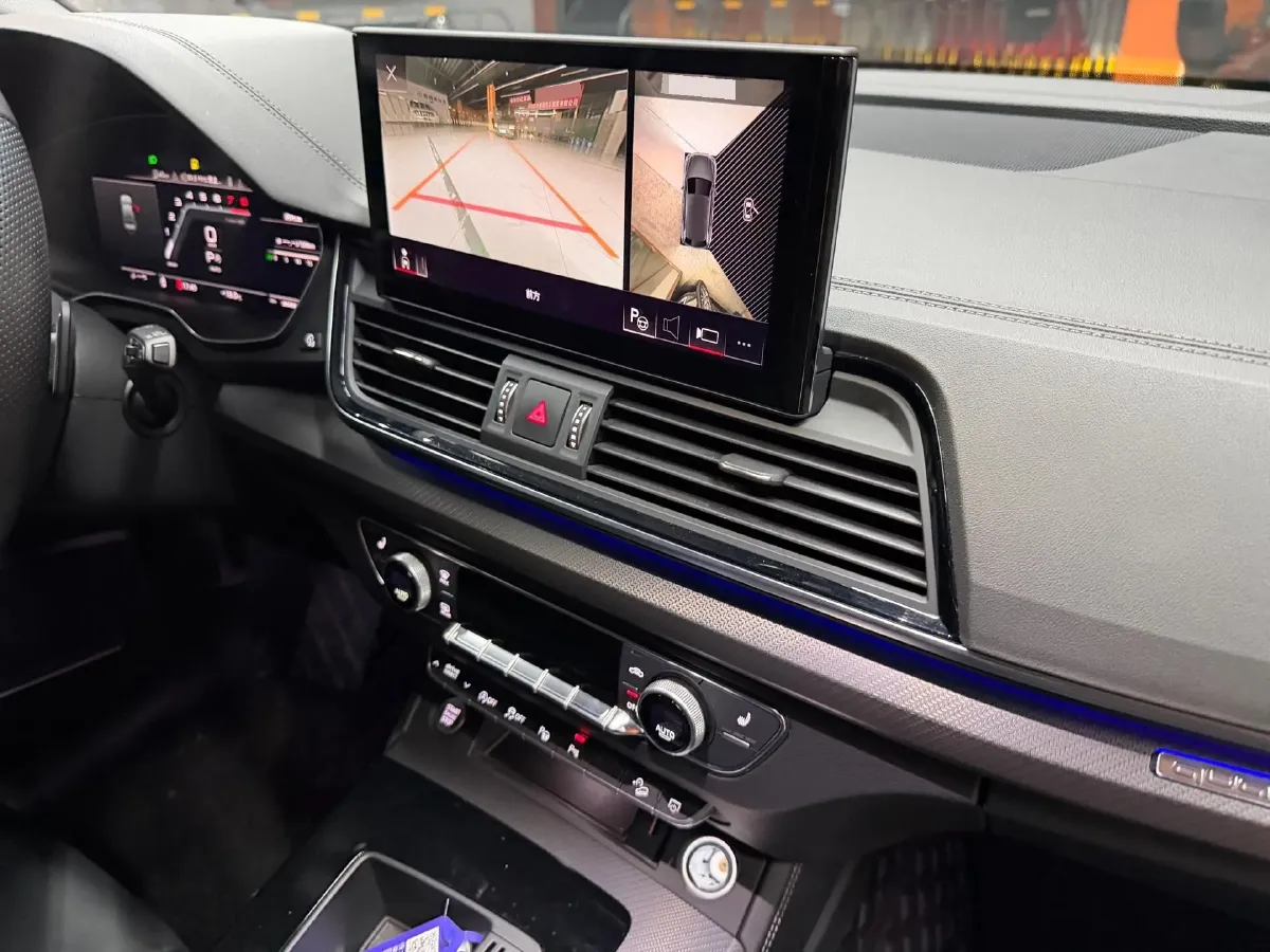 2023 Audi Q5L 2.0T 245HP L4 7DCT,autocango,china used car exporter,china ev exporter,chinese used car exporter,chinese used ev exporter