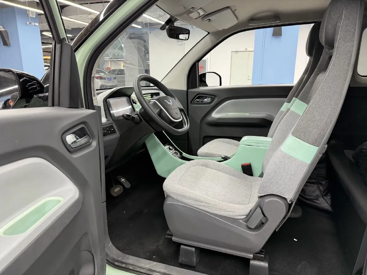 2022 LingBox uni BEV 11.52KWH,autocango,china used car exporter,china ev exporter,chinese used car exporter,chinese used ev exporter