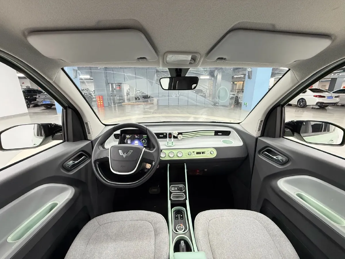 2022 LingBox uni BEV 11.52KWH,autocango,china used car exporter,china ev exporter,chinese used car exporter,chinese used ev exporter