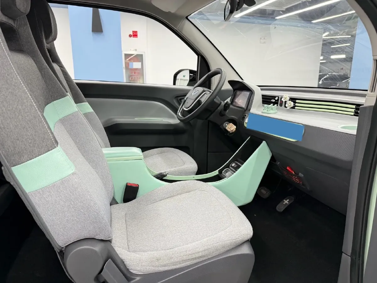 2022 LingBox uni BEV 11.52KWH,autocango,china used car exporter,china ev exporter,chinese used car exporter,chinese used ev exporter