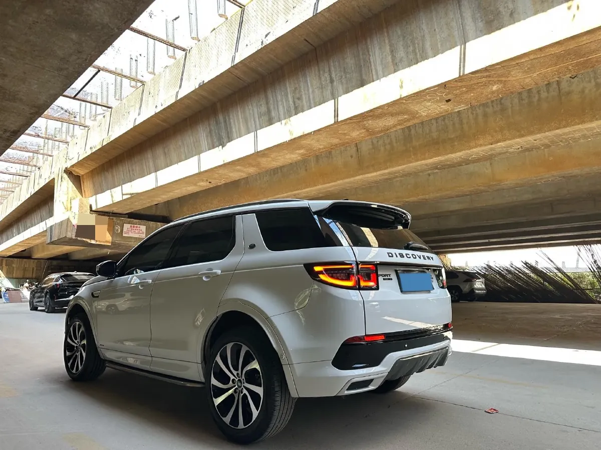 2020 Land Rover Discovery Sport 2.0T 249HP L4 9AT,autocango,china used car exporter,china ev exporter,chinese used car exporter,chinese used ev exporter
