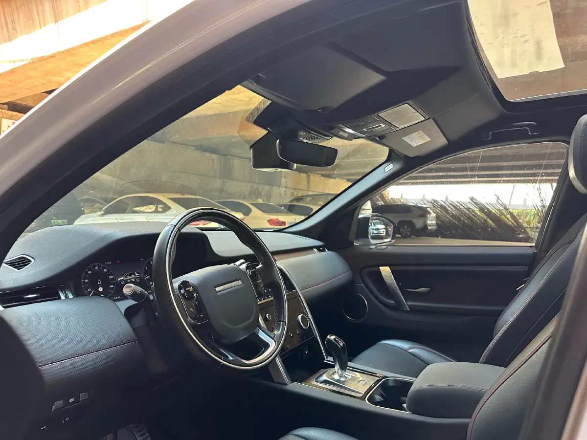 2020 Land Rover Discovery Sport 2.0T 249HP L4 9AT,autocango,china used car exporter,china ev exporter,chinese used car exporter,chinese used ev exporter