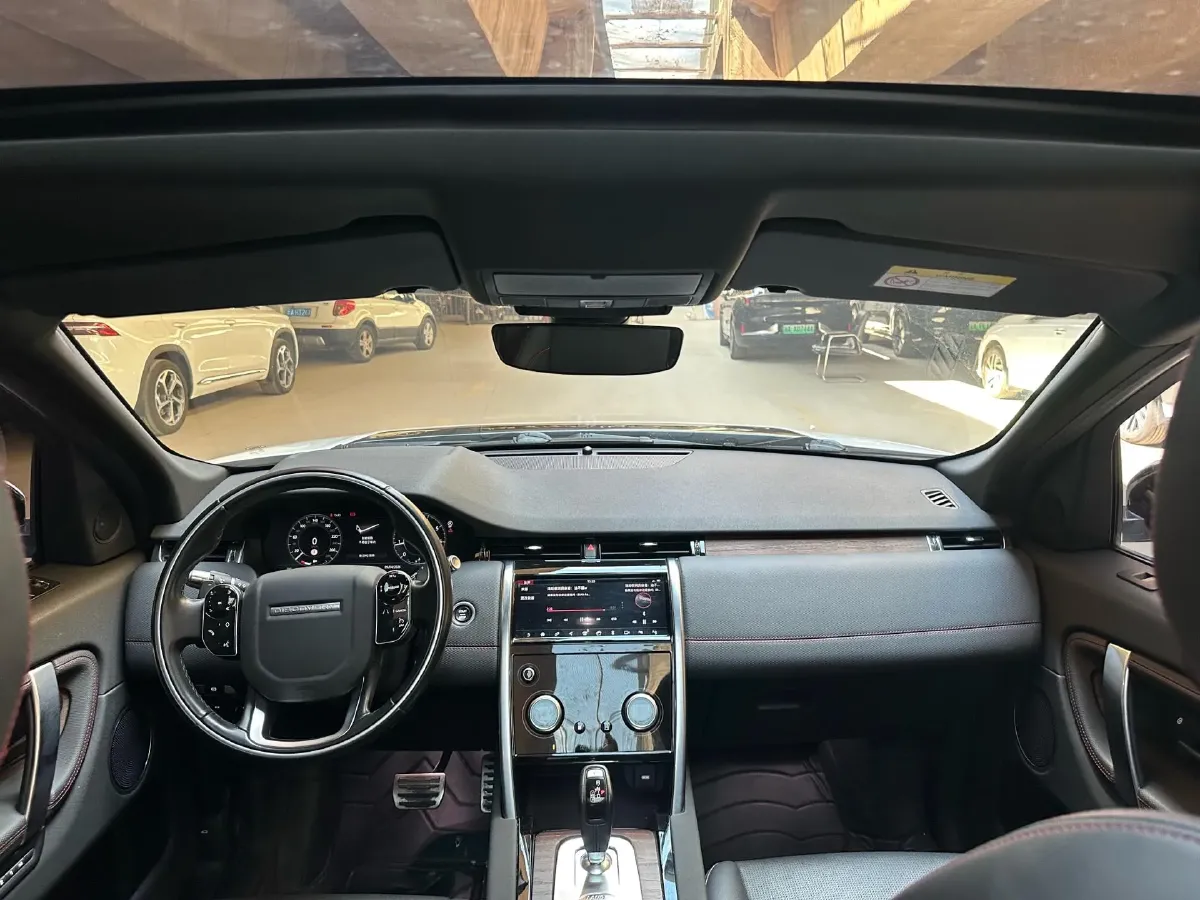 2020 Land Rover Discovery Sport 2.0T 249HP L4 9AT,autocango,china used car exporter,china ev exporter,chinese used car exporter,chinese used ev exporter