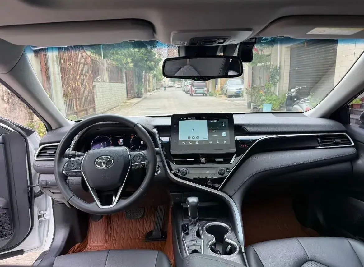 2021 Toyota Camry 2.5L 209HP L4 8AT,autocango,china used car exporter,china ev exporter,chinese used car exporter,chinese used ev exporter