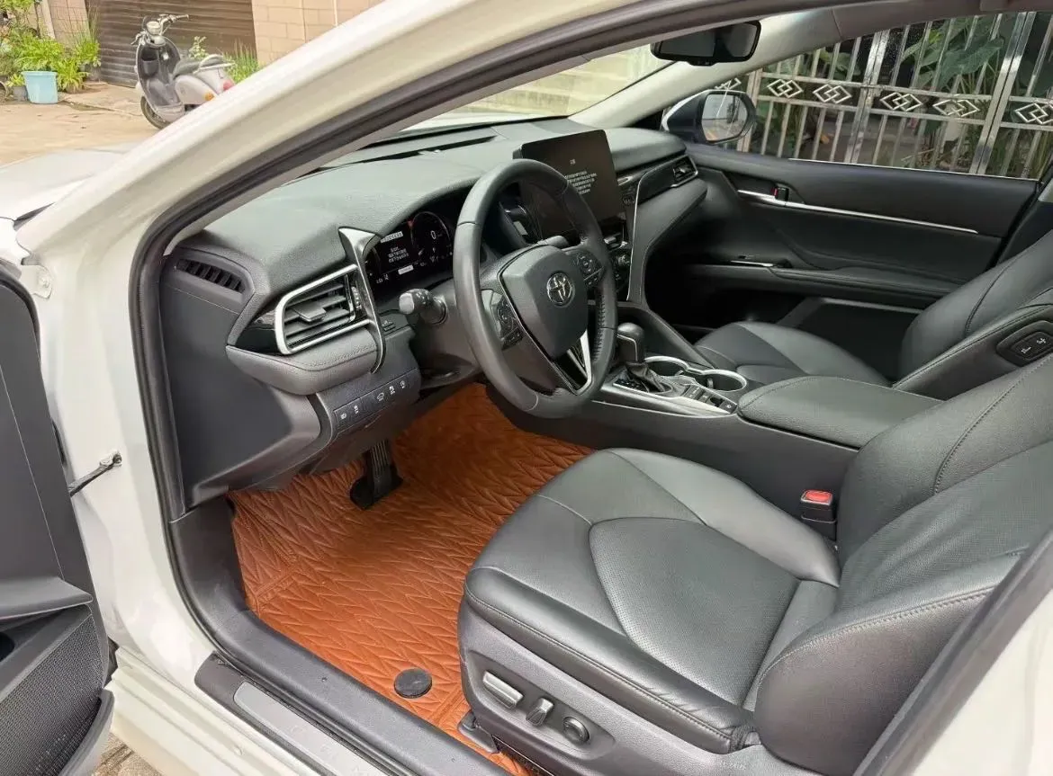 2021 Toyota Camry 2.5L 209HP L4 8AT,autocango,china used car exporter,china ev exporter,chinese used car exporter,chinese used ev exporter