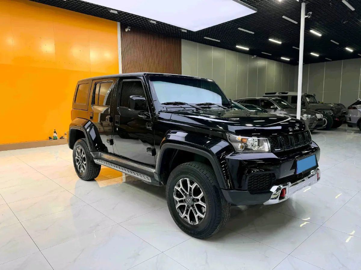 2020 Beijing BJ40 2.0T 224HP L4 8AT,autocango,china used car exporter,china ev exporter,chinese used car exporter,chinese used ev exporter