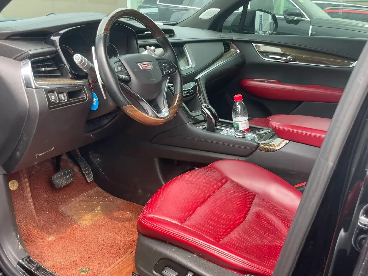 2021 Cadillac XT6 2.0T 237HP L4 9AT,autocango,china used car exporter,china ev exporter,chinese used car exporter,chinese used ev exporter