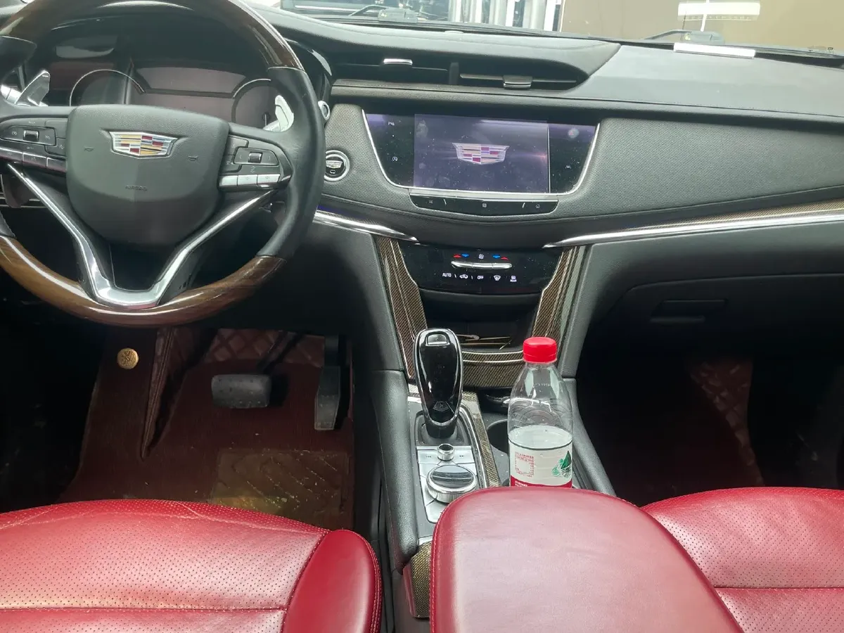 2021 Cadillac XT6 2.0T 237HP L4 9AT,autocango,china used car exporter,china ev exporter,chinese used car exporter,chinese used ev exporter