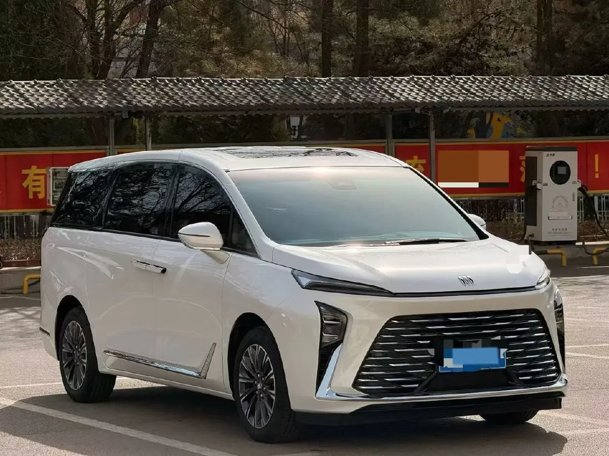 2025 Buick GL8 2.0T 237HP L4 9AT,autocango,china used car exporter,china ev exporter,chinese used car exporter,chinese used ev exporter