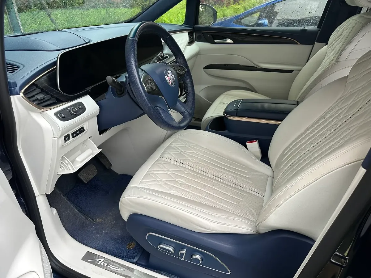 2021 Buick GL8 2.0T 237HP L4 9AT,autocango,china used car exporter,china ev exporter,chinese used car exporter,chinese used ev exporter