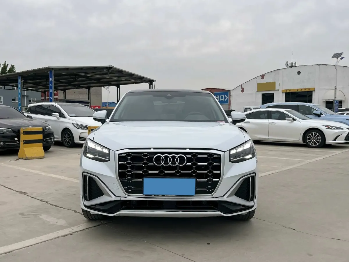 2023 Audi Q2L 1.5T 160HP L4 7DCT,autocango,china used car exporter,china ev exporter,chinese used car exporter,chinese used ev exporter