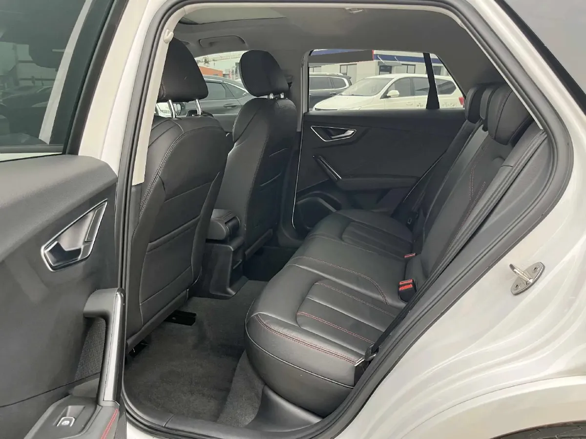 2023 Audi Q2L 1.5T 160HP L4 7DCT,autocango,china used car exporter,china ev exporter,chinese used car exporter,chinese used ev exporter