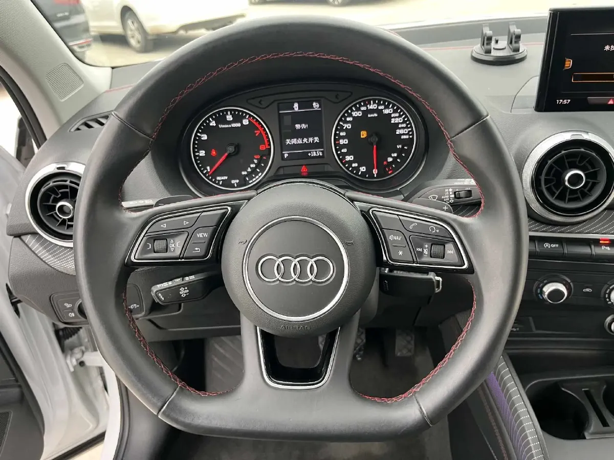 2023 Audi Q2L 1.5T 160HP L4 7DCT,autocango,china used car exporter,china ev exporter,chinese used car exporter,chinese used ev exporter