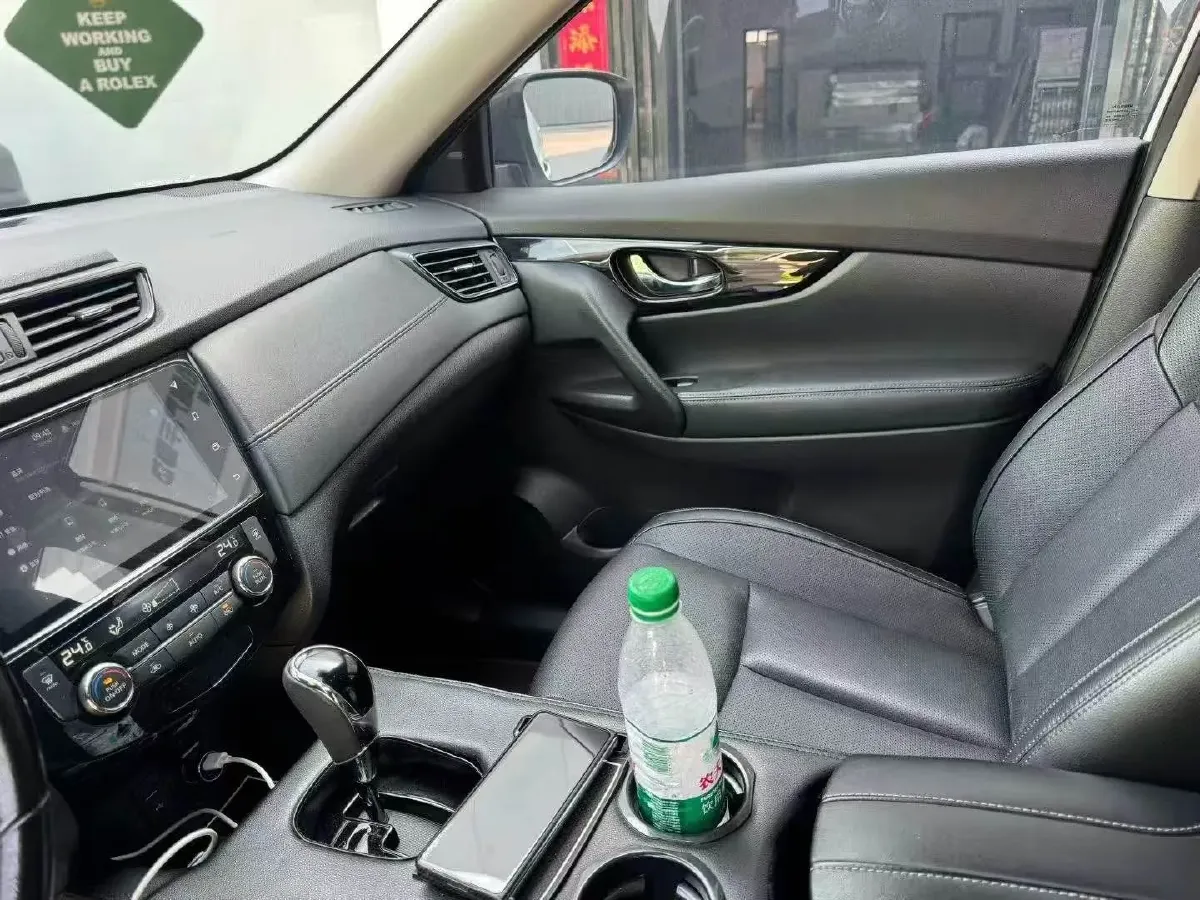 2021 Nissan X-Trail 2.0L 151HP L4 CVT,autocango,china used car exporter,china ev exporter,chinese used car exporter,chinese used ev exporter