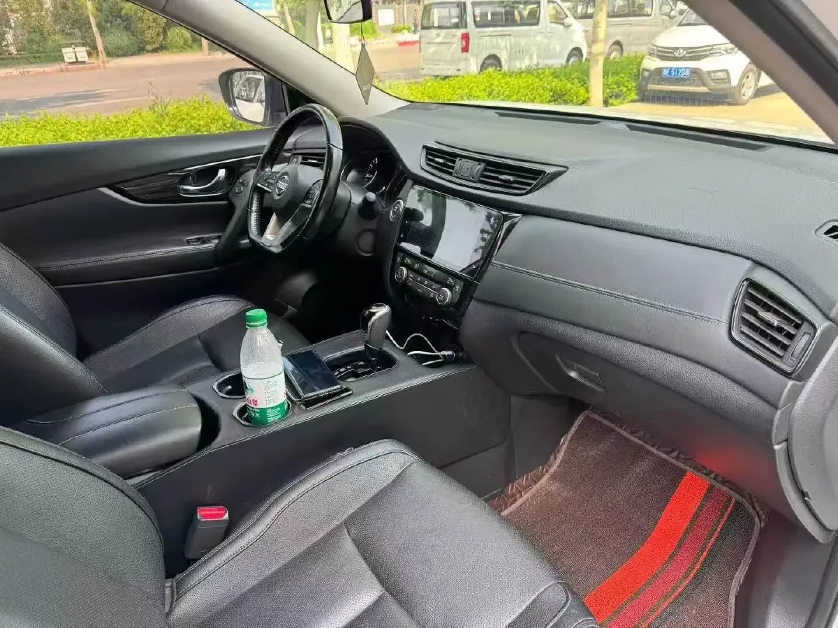 2021 Nissan X-Trail 2.0L 151HP L4 CVT,autocango,china used car exporter,china ev exporter,chinese used car exporter,chinese used ev exporter