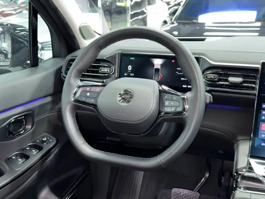 2020 NIO ES8 BEV 84KWH,autocango,china used car exporter,china ev exporter,chinese used car exporter,chinese used ev exporter