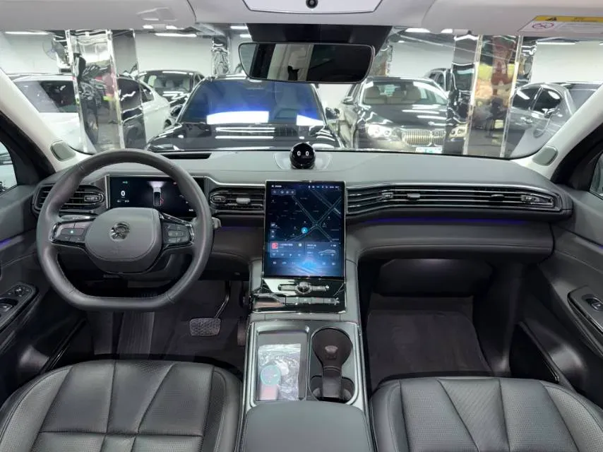 2020 NIO ES8 BEV 84KWH,autocango,china used car exporter,china ev exporter,chinese used car exporter,chinese used ev exporter