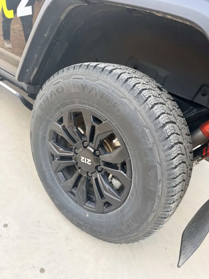 2024 212 212 T01 2.0T 252HP L4 8AT,autocango,china used car exporter,china ev exporter,chinese used car exporter,chinese used ev exporter